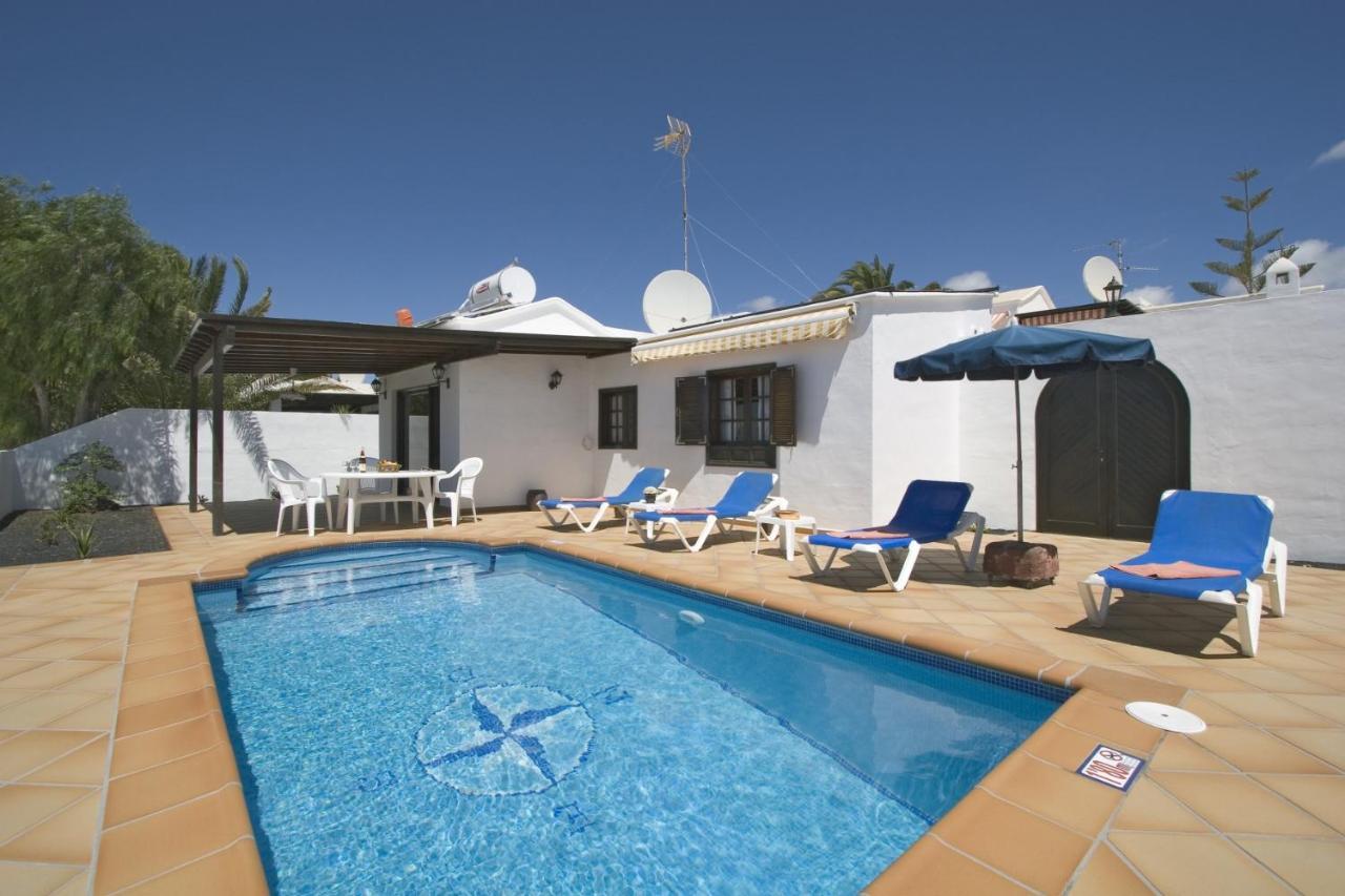 2 Bedroom Villa 'The Bungalow' With Private Heated Pool. Puerto del Carmen  Eksteriør billede